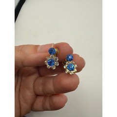 Vintage Blue Rhinestone Flower Screw Back Earrings Gold Tone Mid Century Retro