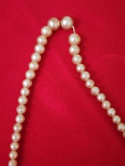 Vintage Graduated Faux Pearl Necklace Classic Design