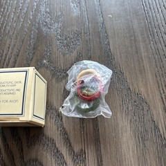 Avon VTG 1982 China Fantasy Rings Simulated Jade Ivory Cinnabar Colors NIB Sz 8
