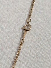Vtg 1986 Avon 100th Anniversary 3D Carved Gold Rose Pendant Chain 20″ Necklace