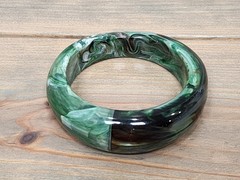 Lucite Bracelet Asymmetrical Bangle Green Marble Swirl
