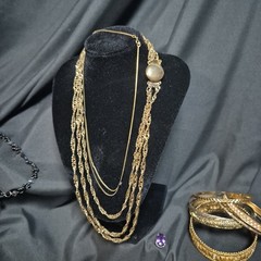 Jewelry Vintage to Modern Costume Mixed Lot Estate Gold Tone