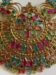 Vintage India Jadau Kundan Style Bollywood Gold Tone Bib Necklace