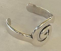 Retired JAMES AVERY Swirl Sterling Silver Bangle Bracelet 50.5g New in Box w/Bag
