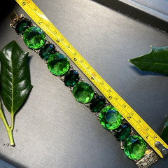 Vintage Bracelet Estate Jewelry Pre-owned Green Czech Art Glass Filigree Clasp