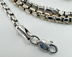 10K Hollow White Gold Box Chain Link Necklace 18″ / 2mm / 5 Grams – NICE!
