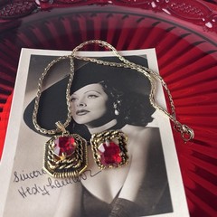 Vintage Sarah Coventry Ruby Red Rope Frame 16” Necklace & Sz 5.5 Adjustable Ring