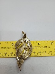 Mixed Lot of 3 Ladies Beautiful Brooches