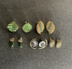 Vintage Lot of Clip On Earrings Excellent Condition Napier Damascene ￼￼￼