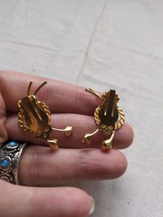 Vintage Gold Tone Garnet Rhinestone Clip On Earrings