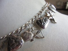 Vintage double link chain necklace with 22 heart, love themed charms 61.8 grams