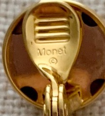 Vtg. 1970’s-1980’s Monet Gold Tone Dome Button Clip On Earrings 3/4″ – *Estate
