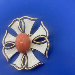 Vtg Crown Trifari Lucite Coral White Enamel Gold Maltese Cross Brooch Pin RARE