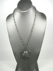 Ornate Vintage Silver Tone Necklace Filigree Pendant Chain 22 In Birds Ornate