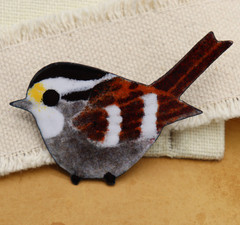 Vtg Unsigned Metal Enamel Sparrow Bird Pin Brooch Brown Black White