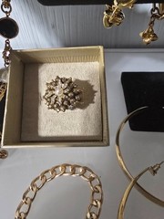 Special, Wow Gold Tone Jewelry lot Some signed