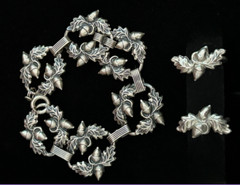 Vintage Danecraft Sterling Silver Acorn Oak Leaf Bracelet Matching Earrings Set