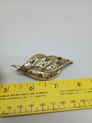 Mixed Lot of 3 Ladies Beautiful Brooches