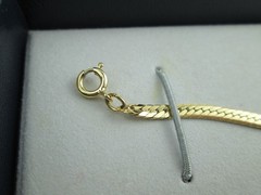 1986 SPARKLE TWIST Bracelet by AVON 6.5” Rein stones Gold Tone