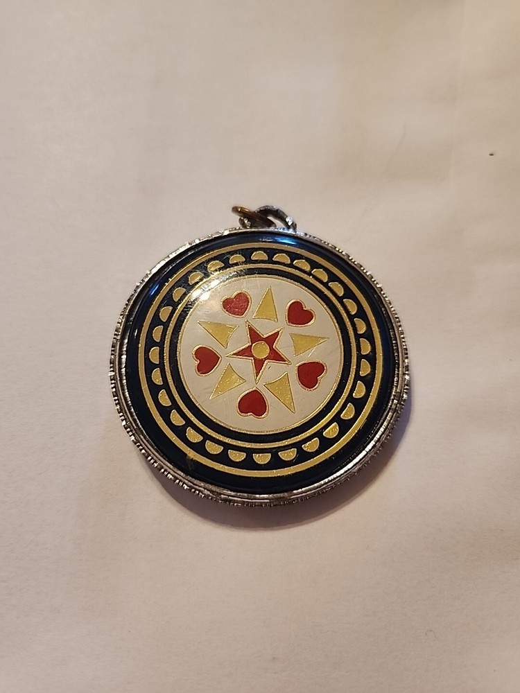 Vintage Good Luck Pentagon Hearts Charm Pendant
