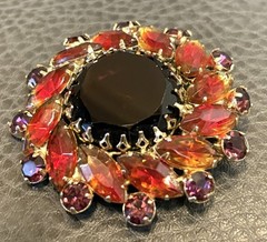 High End Dog Tooth Prong Set Crystal Red Givre Rhinestones Vintage Estate Brooch