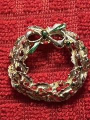 Group Of 3 Christmas 1960s Brooches. Art ,Gerry’s Excellent Condition.