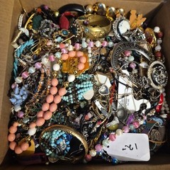 3 Lbs Jewelry Unsearched Huge Lot Vtg Vintage & New Junk & Wear Resell Tangles