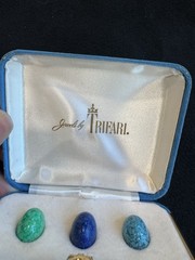 RARE 1960’s Crown Trifari Goldplated Ring Set in Original Box-See Description