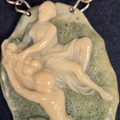 Art Deco Acrylic Resin Couple Courting Raised Relief Pendant Chunky Chain