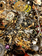 Estate 1 Lb+ Mixed Jewelry Lot Vintage-Modern DIY JUNK CRAFT REPAIR Unsorted