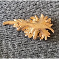 Vintage Nettie Rosenstein Gold Leaf Pin 3-D