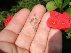 antique 14K gold seed pearl birthstone Lavalier Pendant charm wind dangle drop