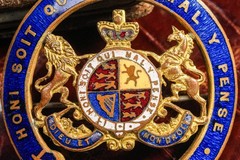English Antique Hand Painted Enamel Royal Coat of Arms Brooch Pin Armorial