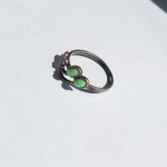 Vintage Ring Green stones Cupronickel Beautiful Women’s Jewelry size 8