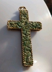 Vintage Large Cross 3″Pendant (Heavy) Braided Goldtone Jade Chipped Stone Cross