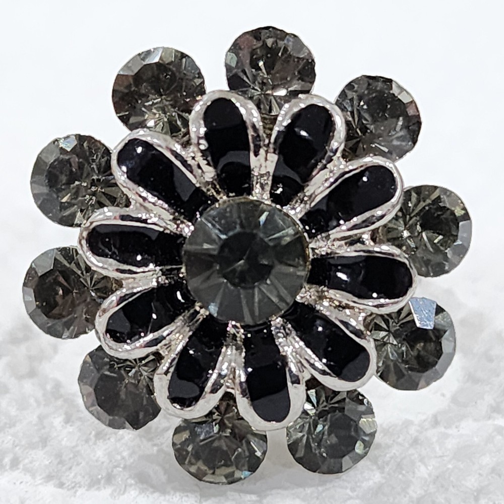 Ring Adjustable Flower Shaped Ring Black Stones plus Other Silver & Trim Vtg