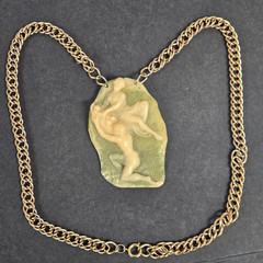 Art Deco Acrylic Resin Couple Courting Raised Relief Pendant Chunky Chain