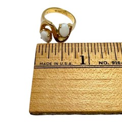 Vtg 18K HGE Gold Tone Ring Twin Oval Opalite Textured Swoop Asymmetrical Band 6