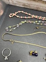 Costume Jewelry 20 Pieces Estate All Wearable Vintage Some Tarnish Earrings Etc