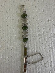 NOS – VINTAGE ADMARK 12K GOLD-FILLED JADE DOUBLE LINK BRACELET WITH SAFETY CHAIN