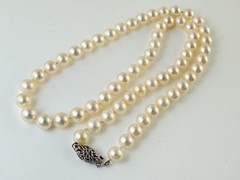 14k White Gold Hand Knotted 6.4mm Pearl Necklace 18.25 Inches 27 Gram Weight