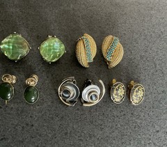 Vintage Lot of Clip On Earrings Excellent Condition Napier Damascene ￼￼￼