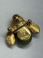NEW Joan Rivers Jade Lucite DO IT NOW BEE PIN Brooch Crystal Gold Silver Green