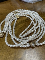 Vintage 4strand Freshwater Rice Pearl Necklace. 14/20 Floral Clasp. 104g