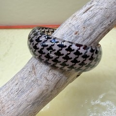 Houndstooth Acrylic Resin Bangle Bracelet Fabric Inlay? Retro Wide Bangle