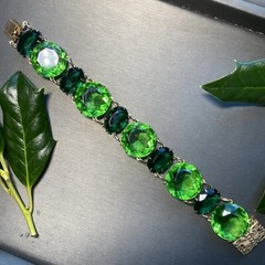 Vintage Bracelet Estate Jewelry Pre-owned Green Czech Art Glass Filigree Clasp
