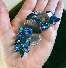 JULIANA D&E BROOCH PIN BOOK PIECE W/ HELIOTROPE WATERMELON RHINESTONES WOW
