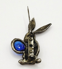 Rabbit Bunny Holding Blue Faceted Egg Silver Tone Vintage Brooch Pin Distressed