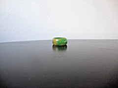 VINTAGE 1970s HONG KONG MULTICOLOR JADE AGATE 10 MM BAND SZ 8.5