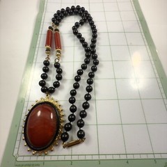 Vintage 90s Acrylic Resin Beaded Oval Pendant Gold Tone Necklace Gold Tone 30″